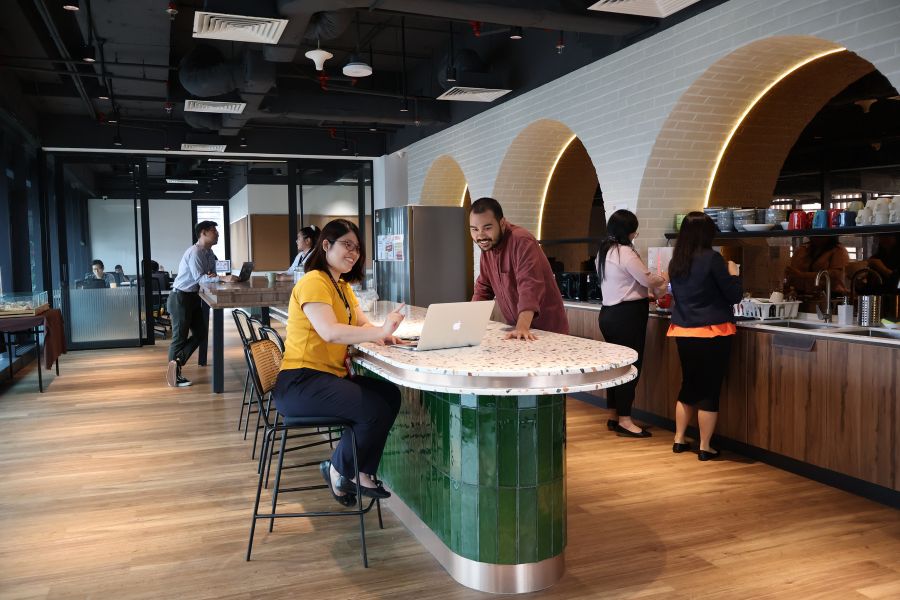 Coworking spaces become increasingly popular among large companies