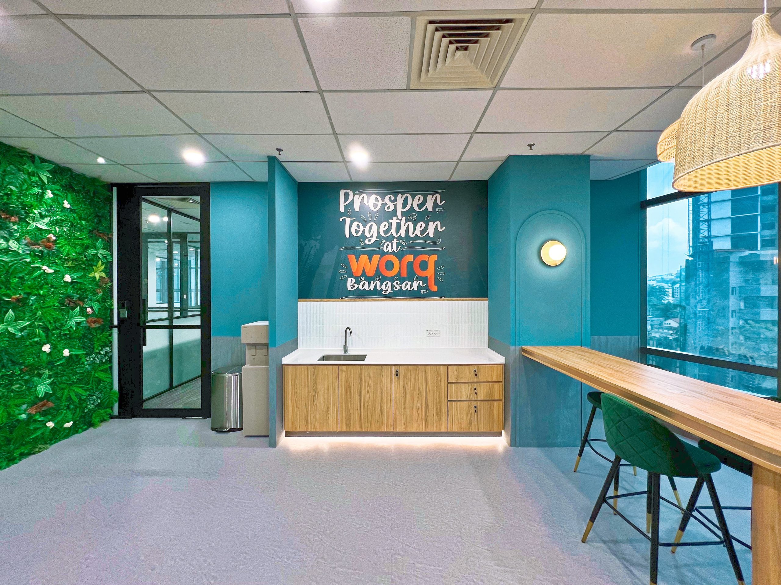 WORQ/Imagine that shared office space will be the mainstream model in the future?